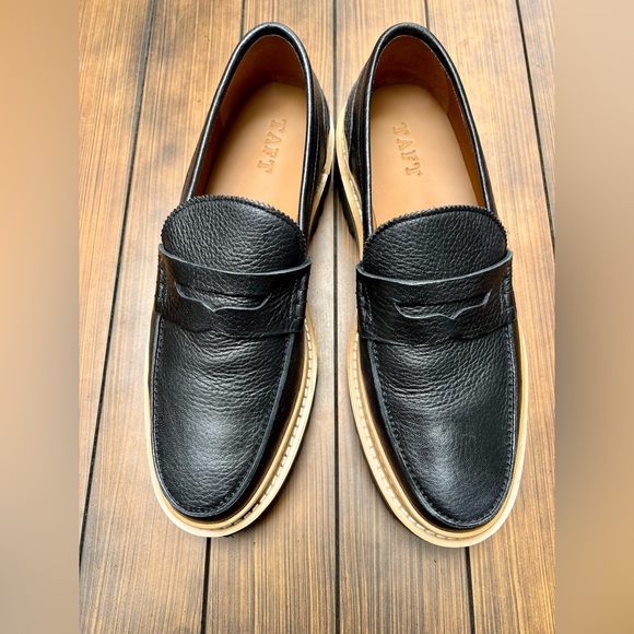 NIB Taft Country Loafer in black main image 4